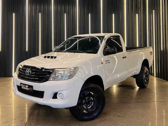 TOYOTA HILUX 3.0 4X4 CS 16V TURBO INTERCOOLER DIESEL 2P MANUAL TOYOTA HILUX 3.0 4X4 CS 16V TURBO INTERCOOLER DIESEL 2P MANUAL
